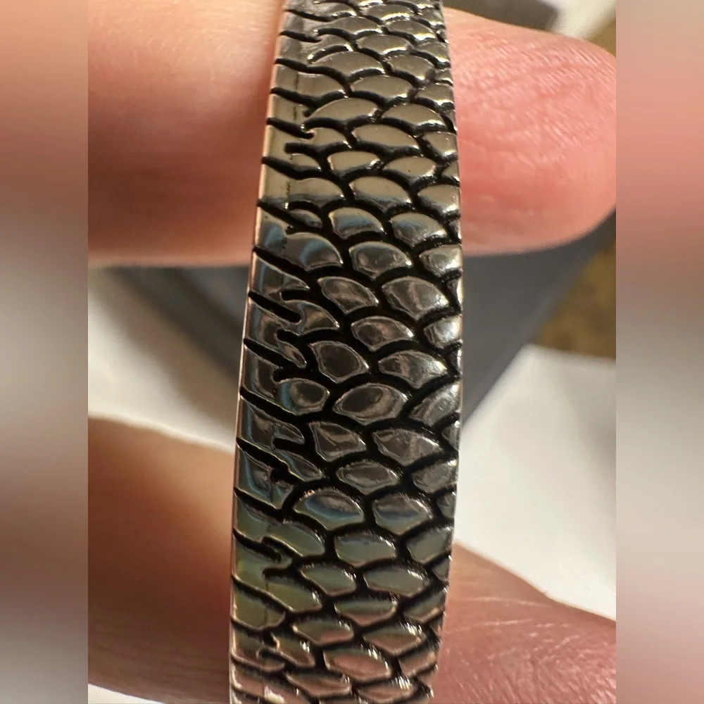 CAPE COD Fish Cuff Bracelet 925 Sterling Silver unique Wraparound shop local - Picture 2 of 9